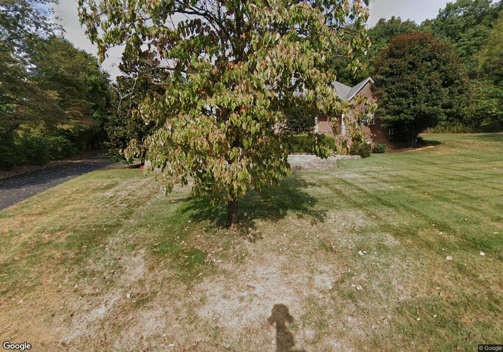 1602 N Plantation Dr, Cookeville, TN 38506 - photo 1