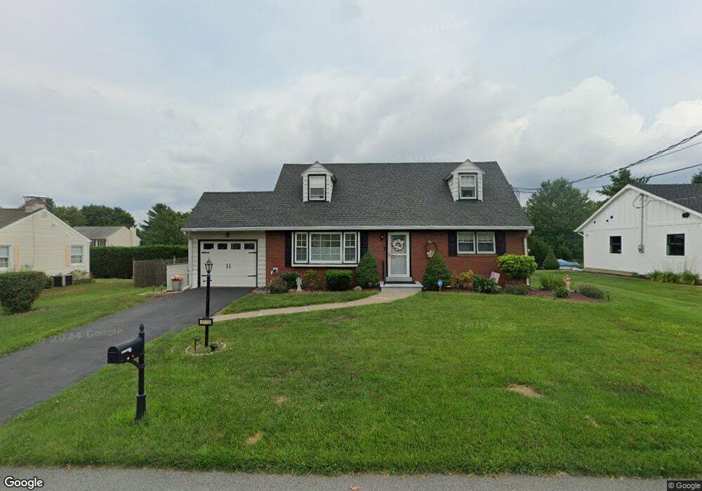 3775 Fleetwood Dr, Easton, PA 18045 - photo 1