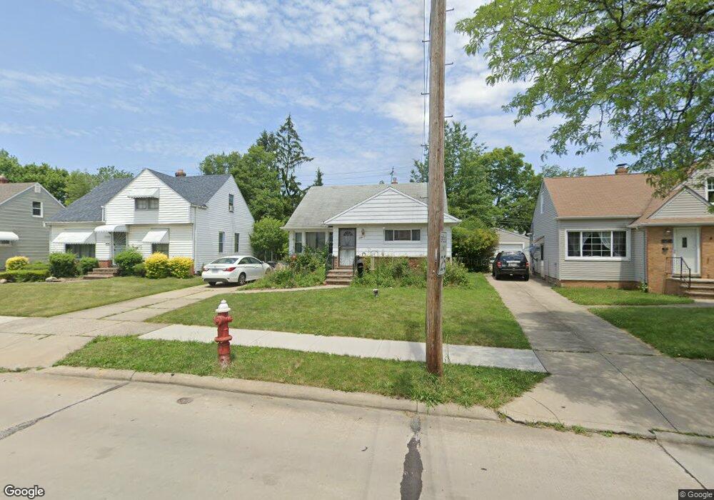 19617 Longview Ave, Maple Heights, OH 44137 - photo 1