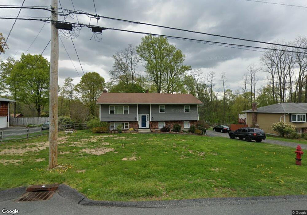 2866 Mead St, Yorktown Heights, NY 10598 - photo 1