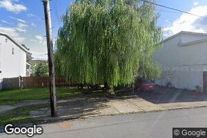 340 W Girard St, Mount Carmel, PA 17851