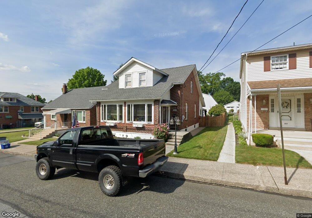 315 S 6th St, Emmaus, PA 18049 - photo 1