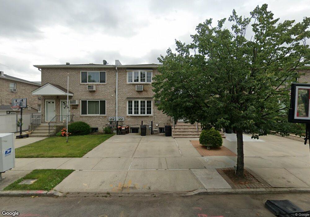 7508 156th Ave, Howard Beach, NY 11414 - photo 1