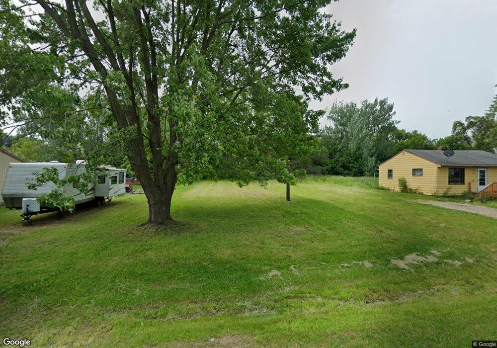 1094 E Princeton Ave, Flint, MI 48505 - photo 1