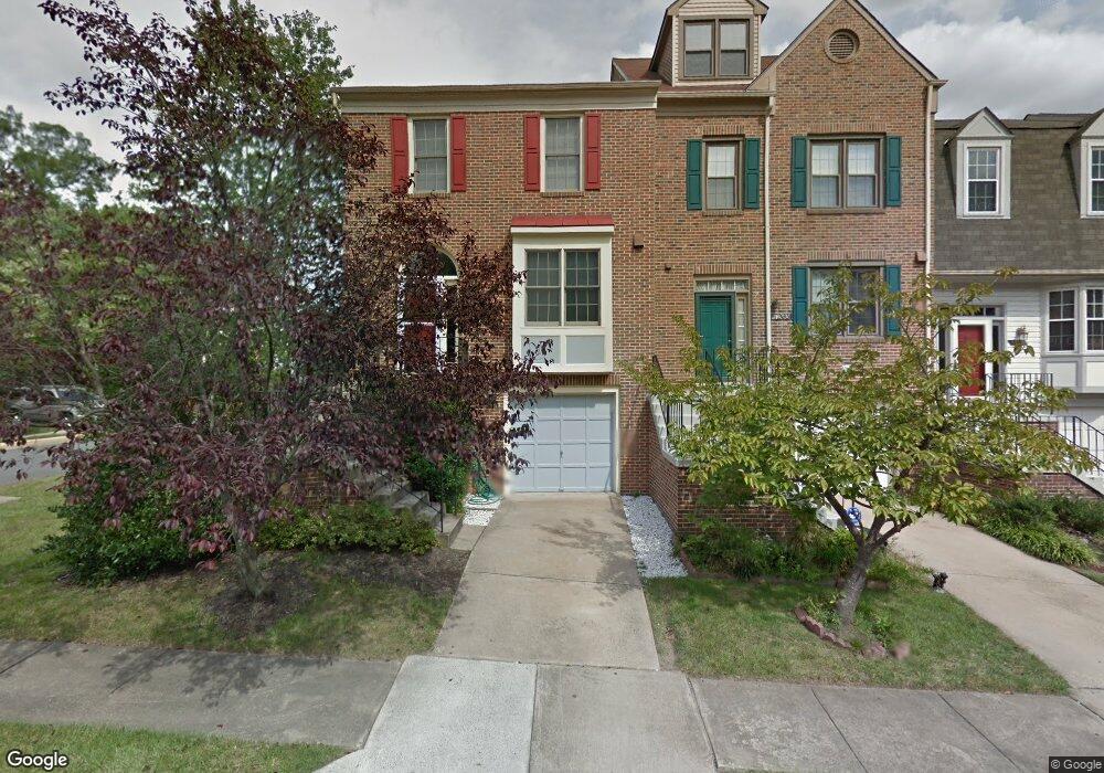 7201 Squirrel Run Ct, Springfield, VA 22152 - photo 1