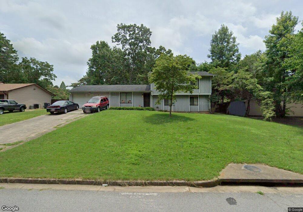 8869 Raven Dr, Jonesboro, GA 30238 - photo 1