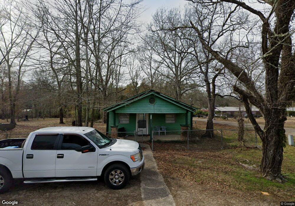 302 T W Barker Dr, Franklinton, LA 70438 - photo 1