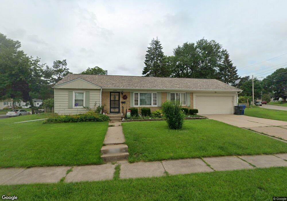 2004 N Howell St, Davenport, IA 52804 - photo 1