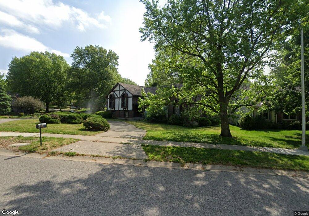 10203 Rosehill Rd, Lenexa, KS 66215 - photo 1