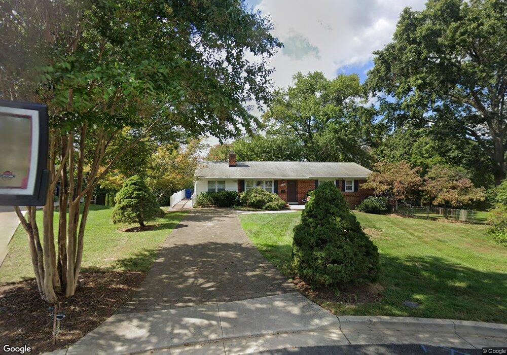 2102 Grayson Place, Falls Church, VA 22043 - photo 1