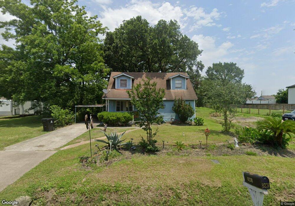 8230 Willow St, Houston, TX 77088 - photo 1