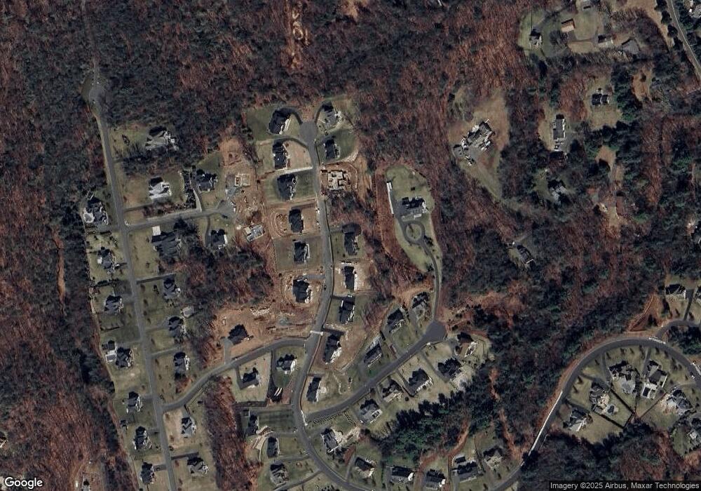 46 Bridgehampton Crossing, Unionville, CT 06085 - photo 1