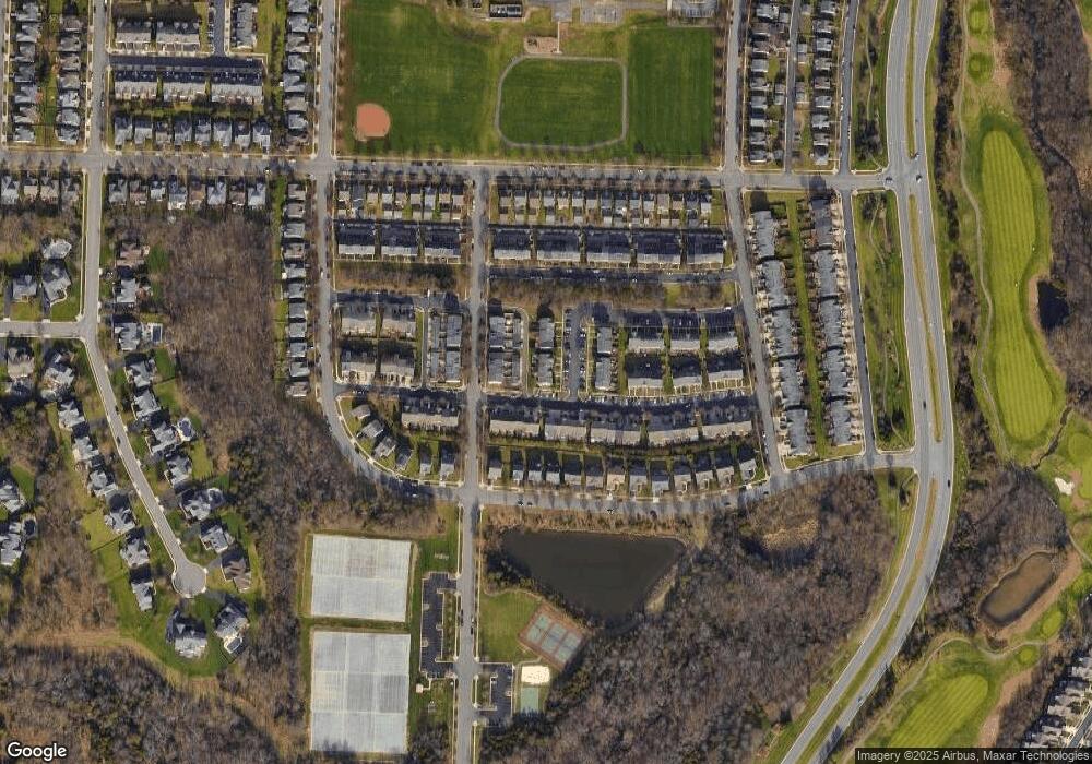 42786 Pilgrim Square, Chantilly, VA 20152 - photo 1