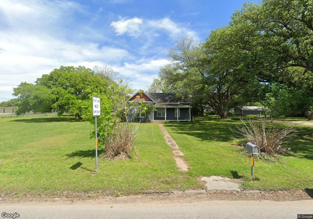 2905 Nichols Ave, Bay City, TX 77414 - photo 1