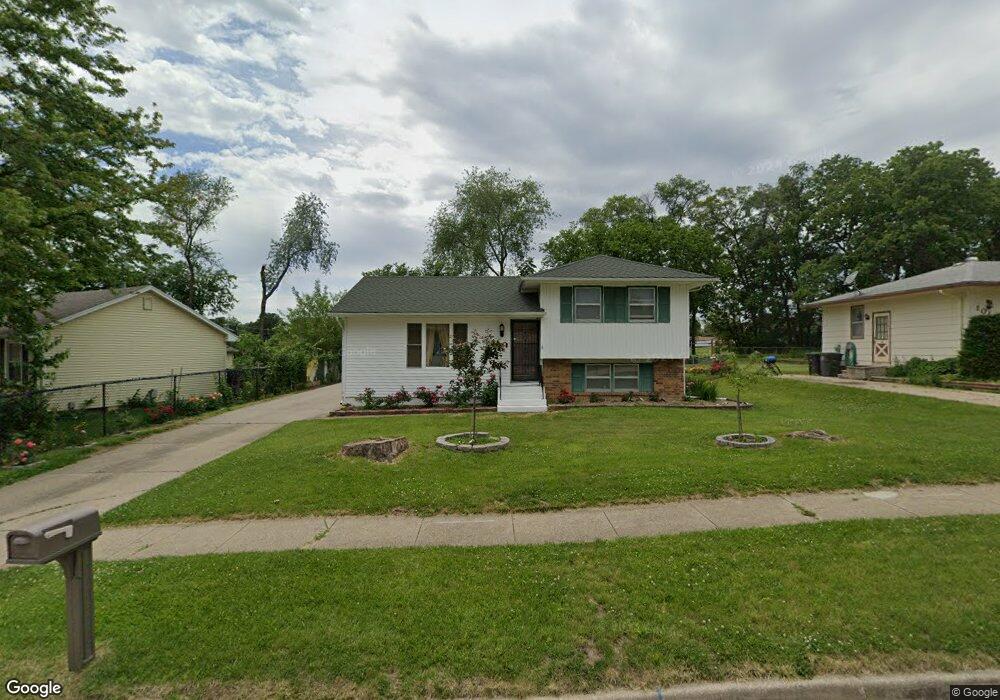 1010 E 40th St, Des Moines, IA 50317 - photo 1