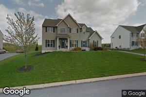 215 Creekwood Dr, York, PA 17407
