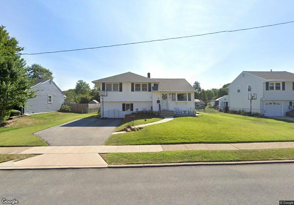 3528 Edgewater Ln, Brookhaven, PA 19015 - photo 1