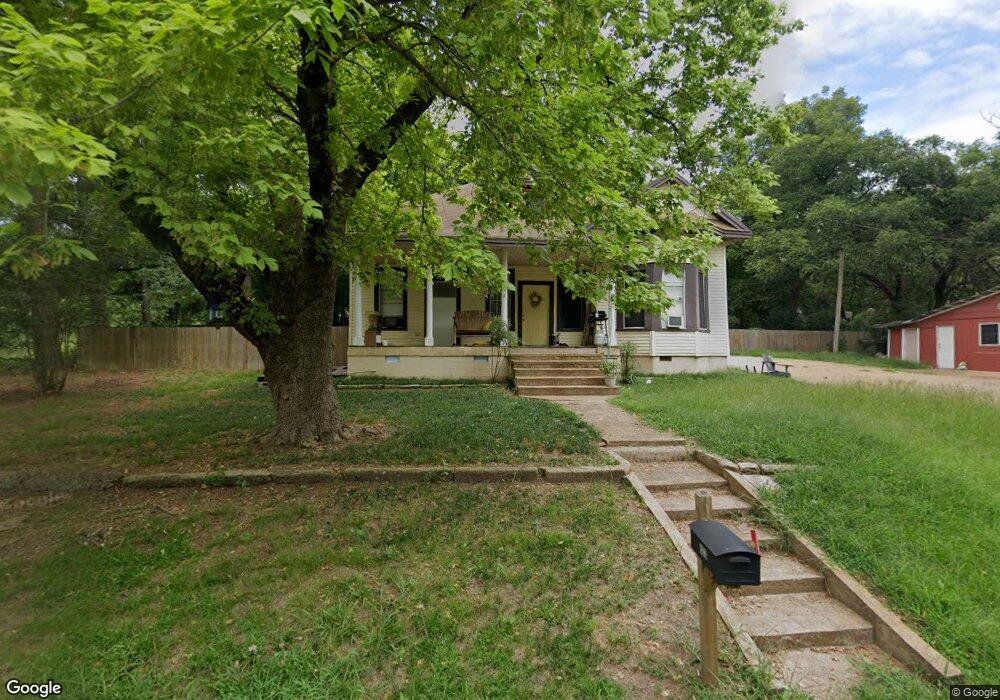 903 N J St, Hugo, OK 74743 - photo 1