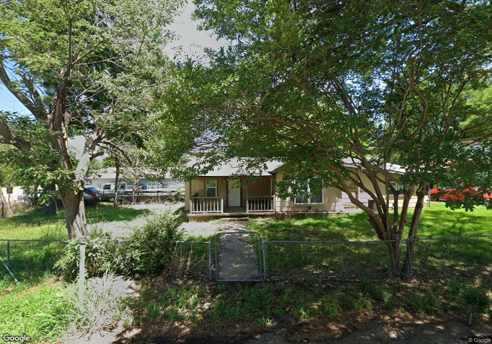 2913 W Elm St, Denison, TX 75020 - photo 1