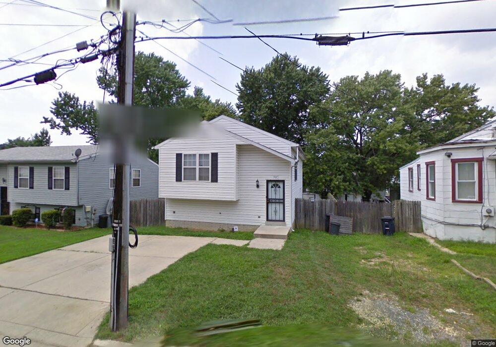 907 Drum Ave, Capitol Heights, MD 20743 - photo 1