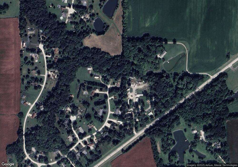 217 Spring Bay Dr, Jacksonville, IL 62650 - photo 1