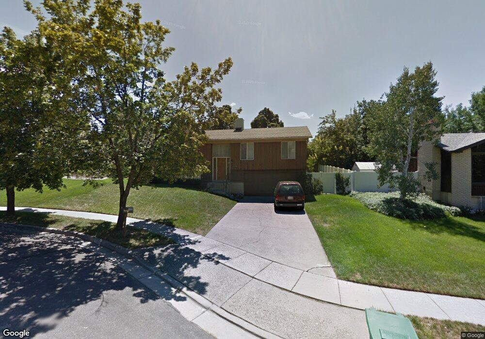 1092 Grambling Way, Sandy, UT 84094 - photo 1