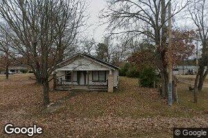 605 S 5th St, Gurdon, AR 71743