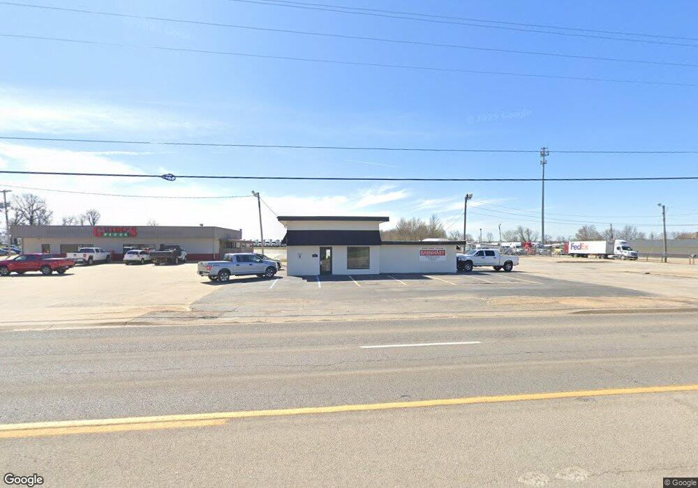 377 W Henri de Tonti Blvd, Springdale, AR 72762 - photo 1