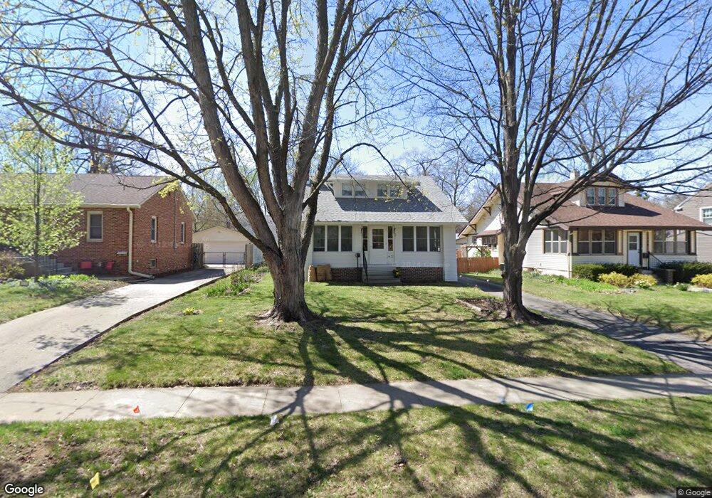 1422 43rd St, Des Moines, IA 50311 - photo 1