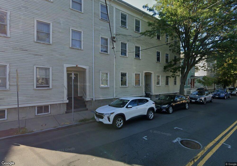 345 Columbia St unit 3, Cambridge, MA 02141 - photo 1