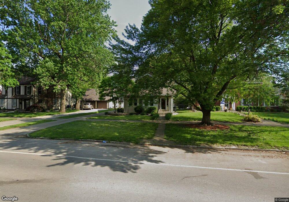 2504 Western Ave, Mattoon, IL 61938 - photo 1