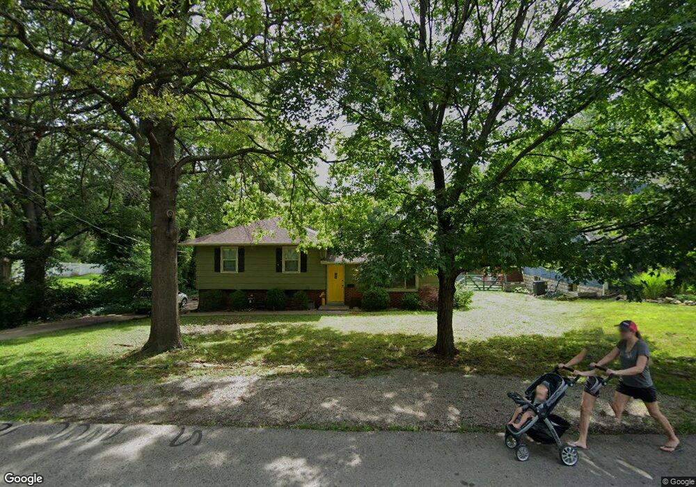 5937 Ballentine St, Shawnee, KS 66203 - photo 1