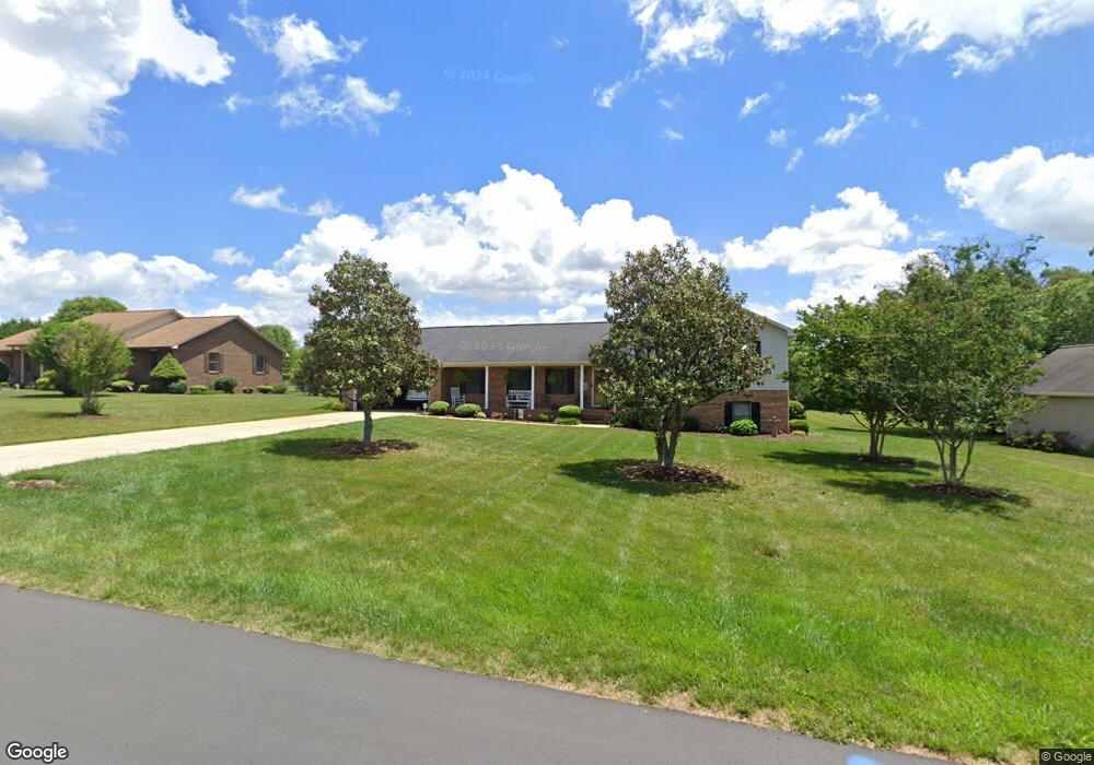 169 Meadow Oaks Dr, Statesville, NC 28625 - photo 1