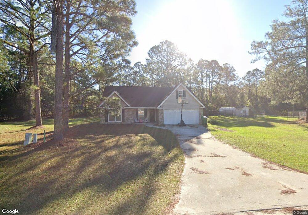 1428 Meadow Ln SE, Darien, GA 31305 - photo 1