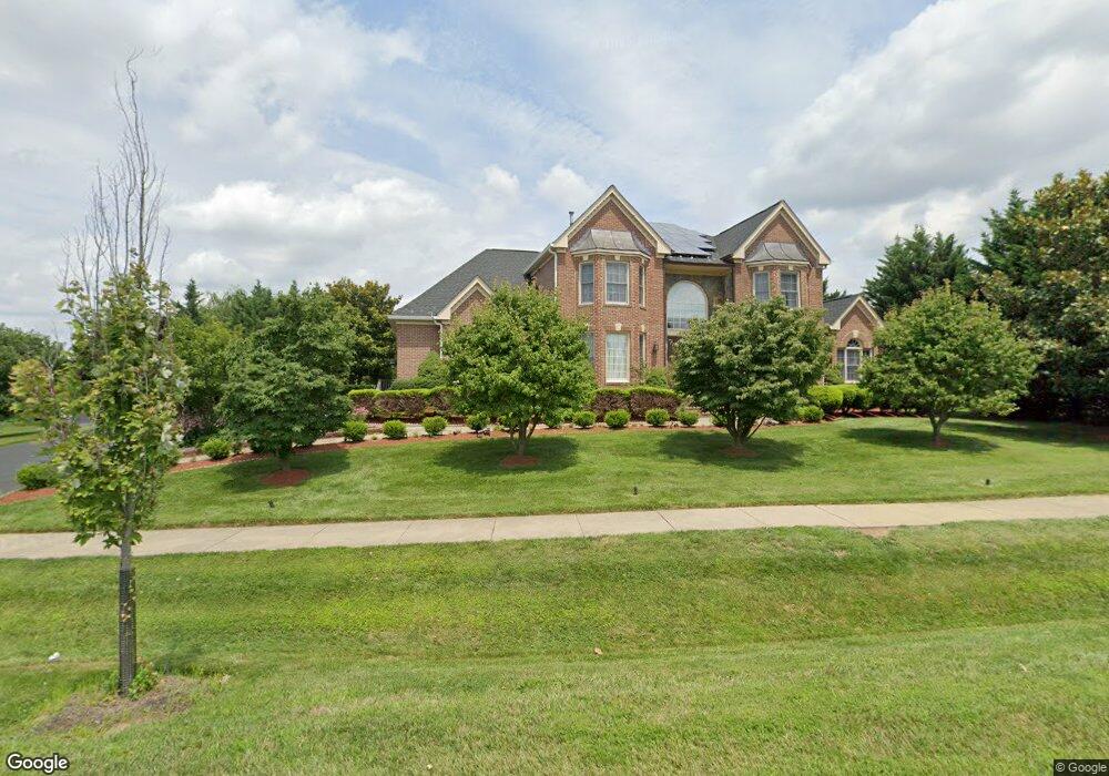 16510 Harbour Town Dr, Silver Spring, MD 20905 - photo 1