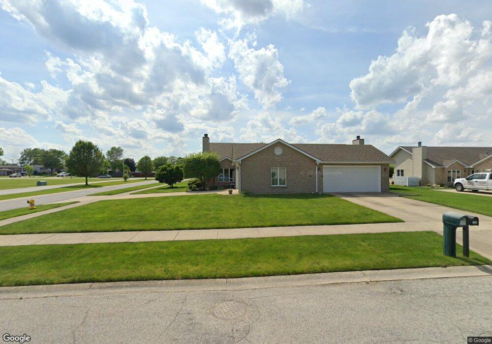 1108 Wildflower Ln, Dyer, IN 46311 - photo 1
