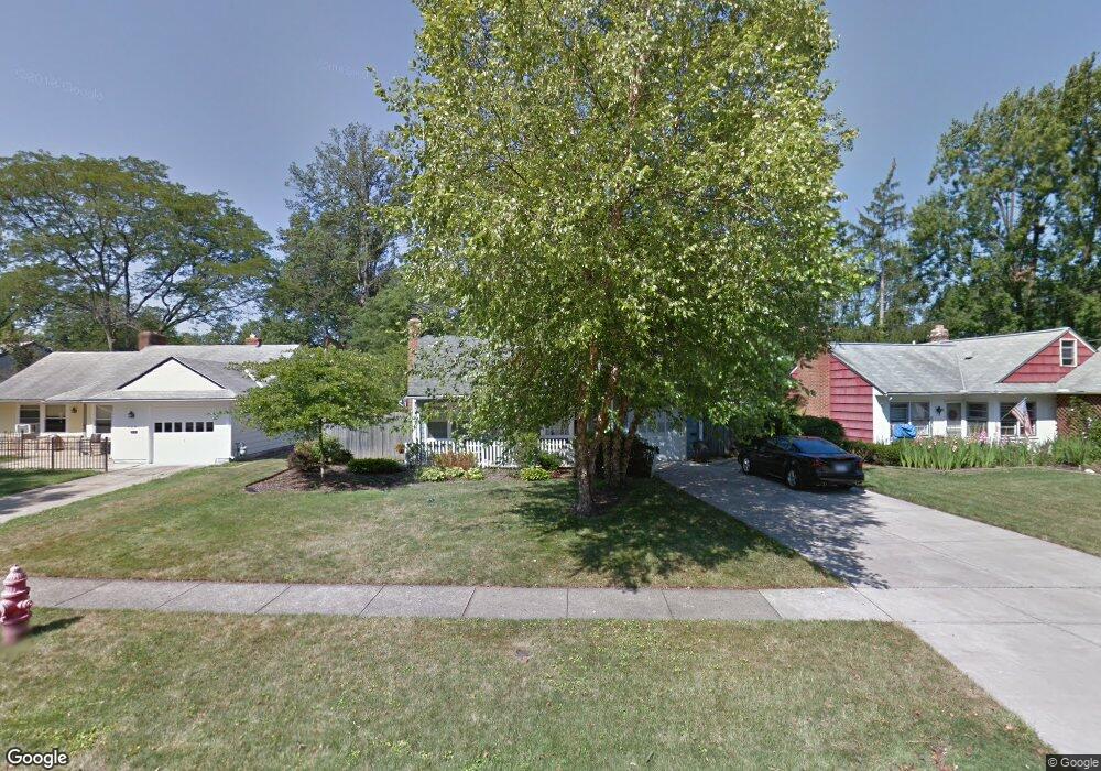 152 Parkwood Dr, Berea, OH 44017 - photo 1