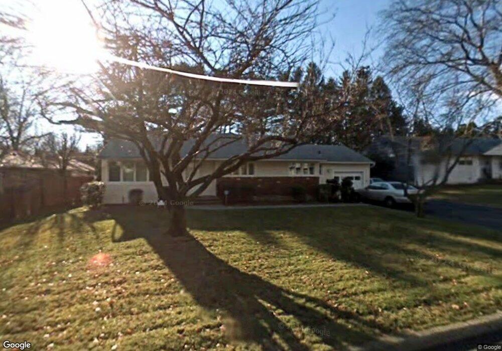 28 Sherman Rd, Glen Cove, NY 11542 - photo 1