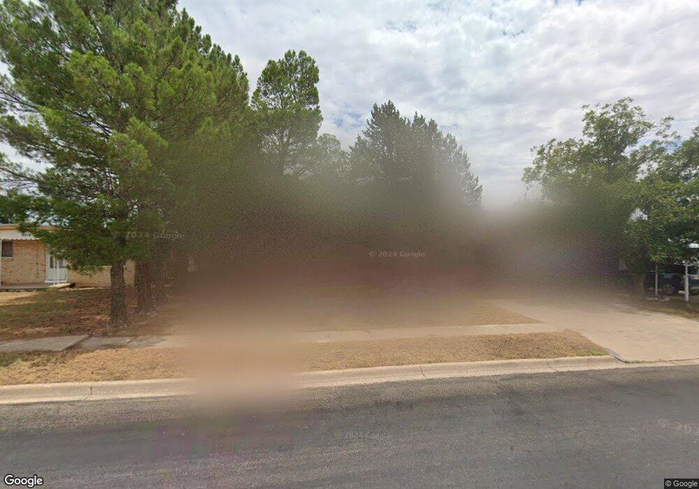 2206 N Steven Dr, Hobbs, NM 88240 - photo 1