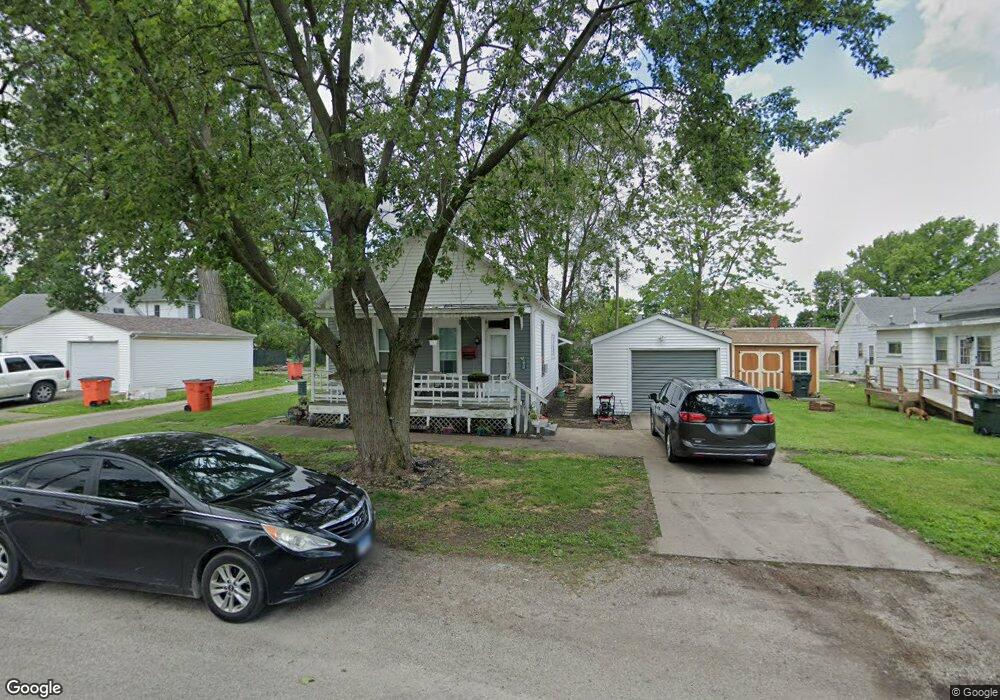 413 N 11th St, Mattoon, IL 61938 - photo 1