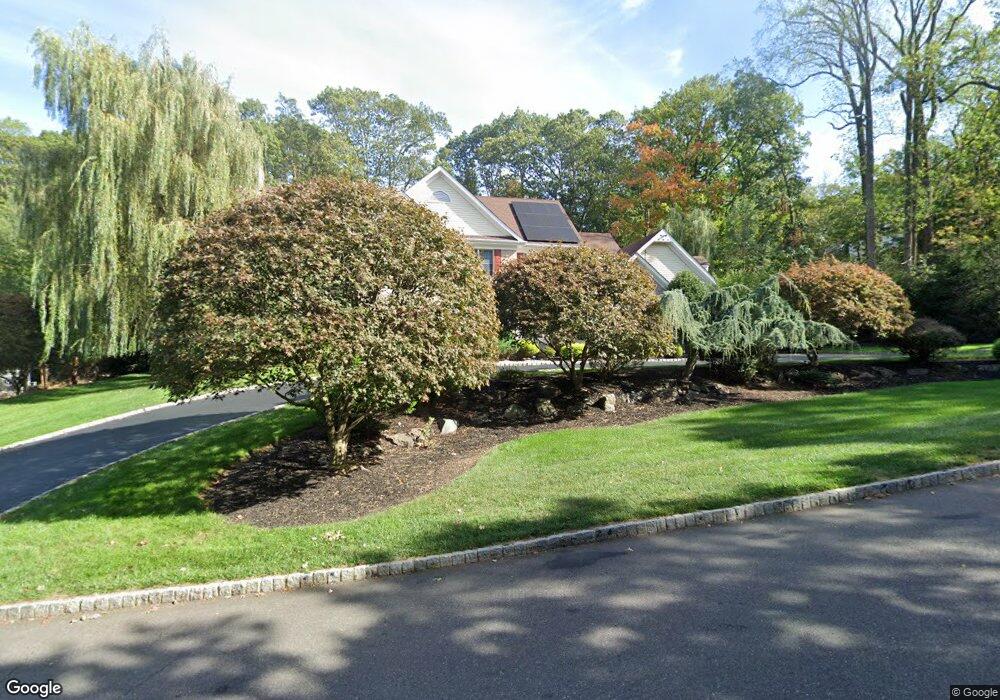 16 Deer Path Cir, Green Brook, NJ 08812 - photo 1