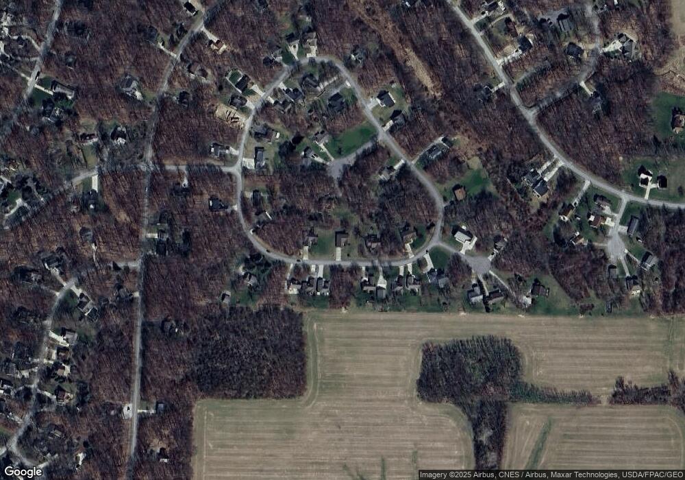 744 Royal Cir, Howard, OH 43028 - photo 1