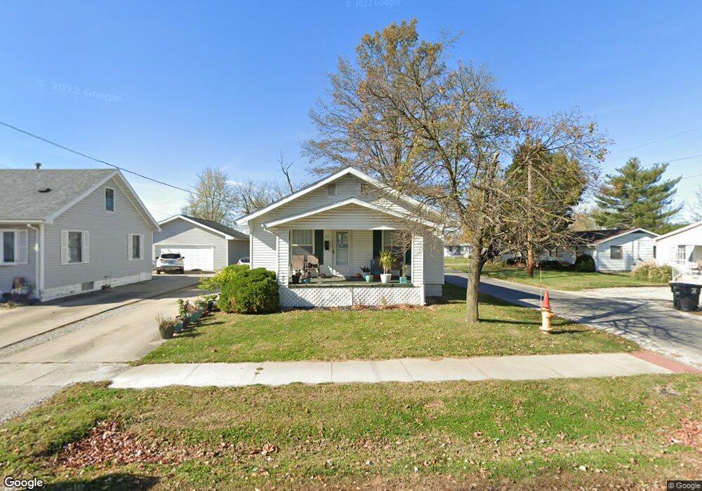 111 N Oak St, Effingham, IL 62401 - photo 1