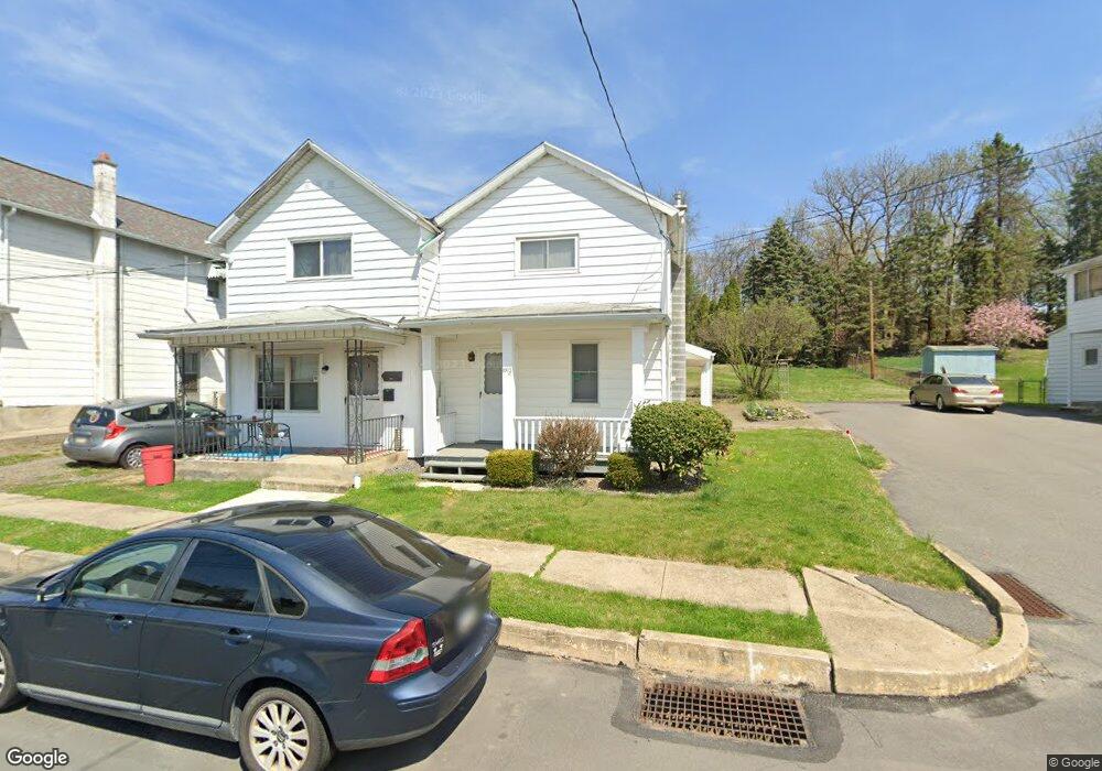 160 1/2 Pine St, Pittston, PA 18640 - photo 1