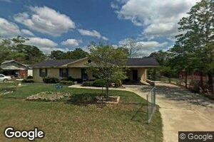 200 Hill St E, Broxton, GA 31519