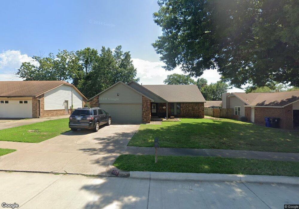417 W Keywest St, Broken Arrow, OK 74011 - photo 1