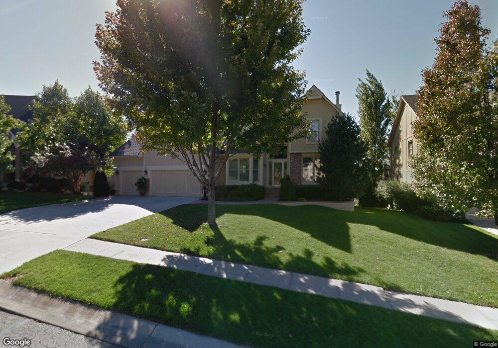 5726 Alden Ct, Shawnee, KS 66216 - photo 1