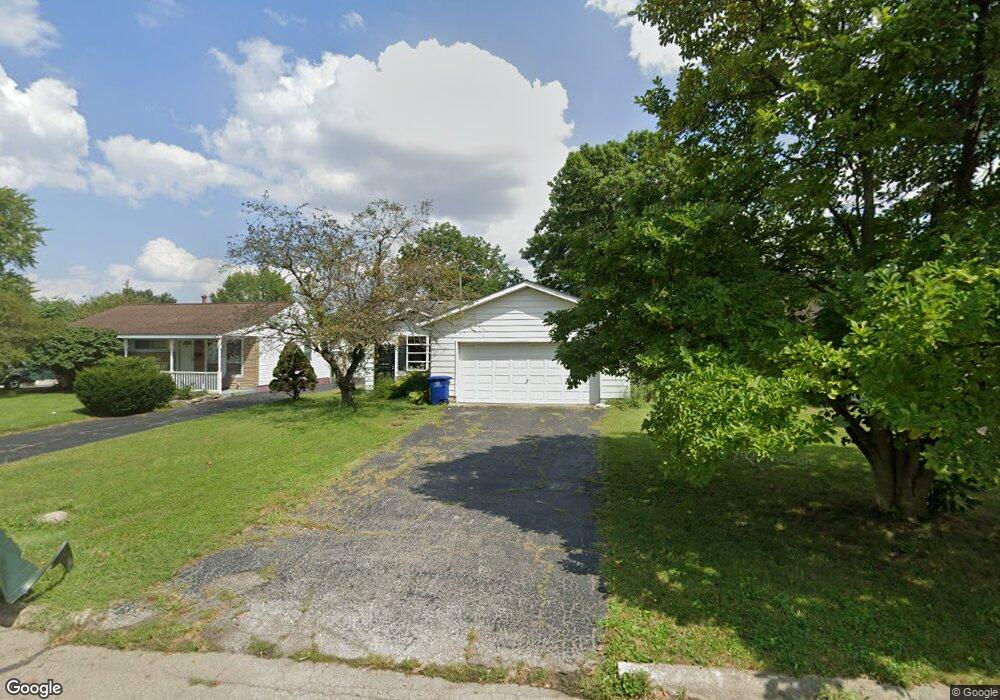 1038 Chestershire Rd, Columbus, OH 43204 - photo 1