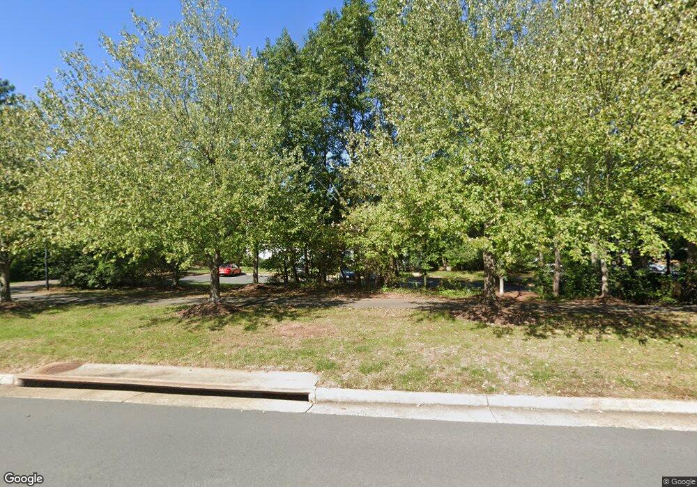 46794 Lawnes Creek Terrace, Sterling, VA 20165 - photo 1