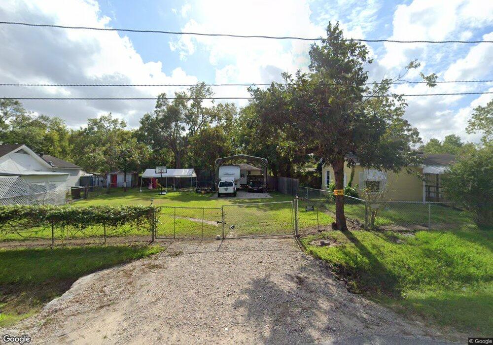 6810 W Knoll St, Houston, TX 77028 - photo 1